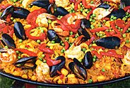 Paella simpukoilla ja katkaravuilla
